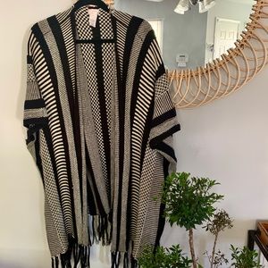 Free People Black & White Boho Knit Fringe Poncho